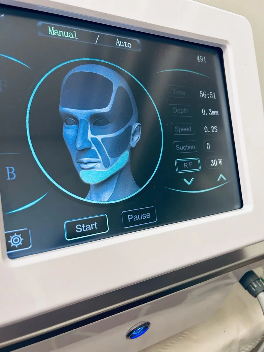 RF Microneedling machine - Image 1