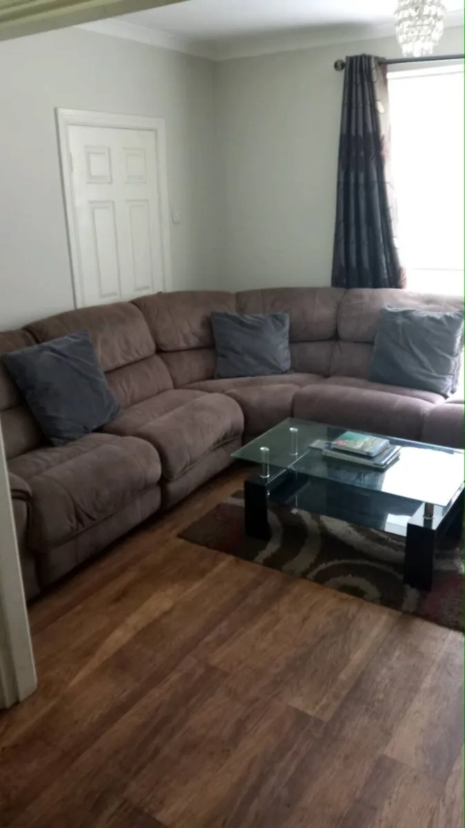 Corner Sofa - Image 1