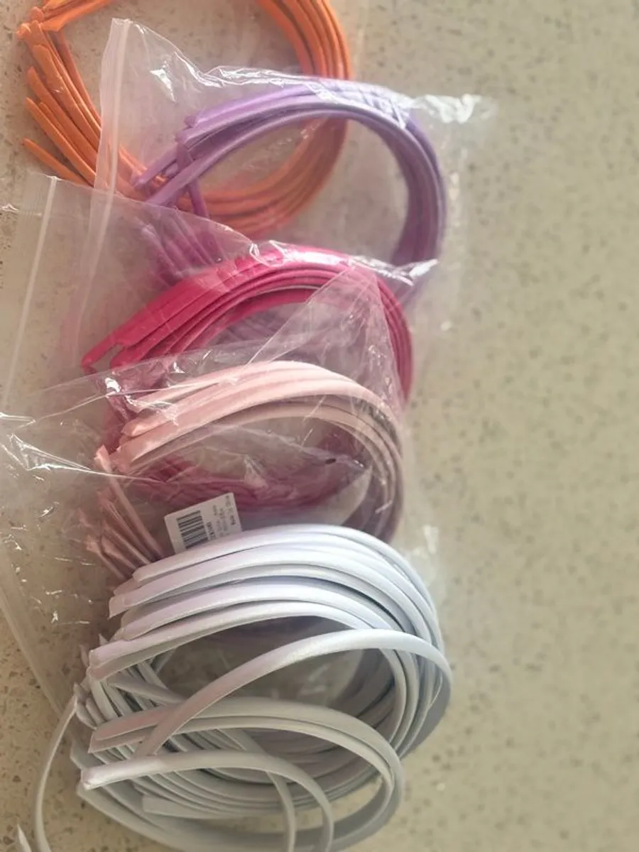 Hairbands - Image 1