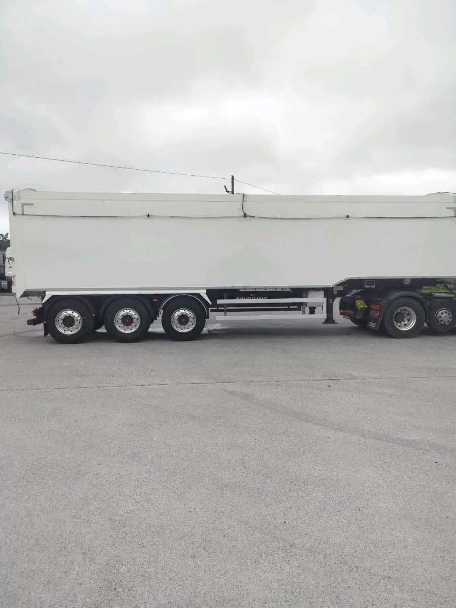 2022 Fruehauf Bulk Tipper - Image 2