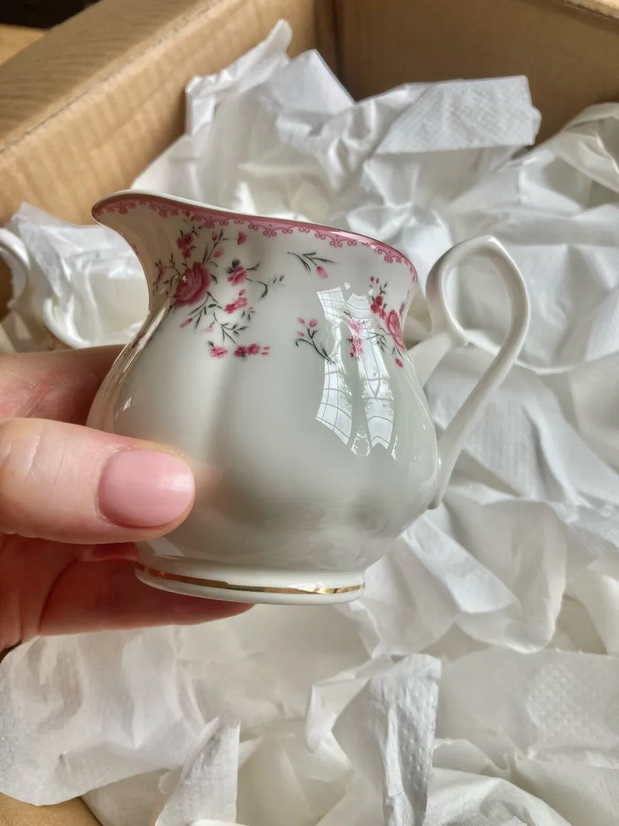 Tea Service  Porcelain Teasets for 30 x people - Image 3