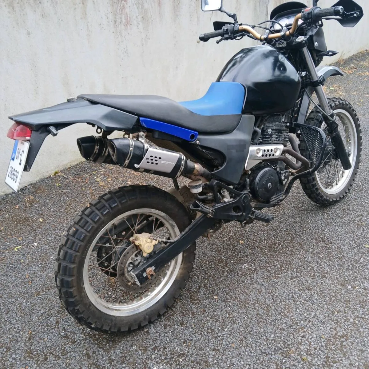 Motorcycle - Image 4