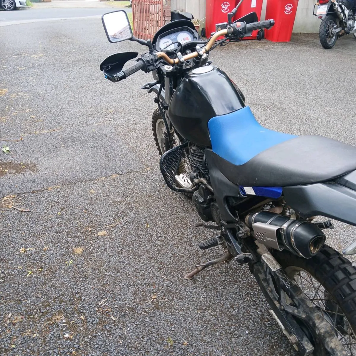 Motorcycle - Image 3
