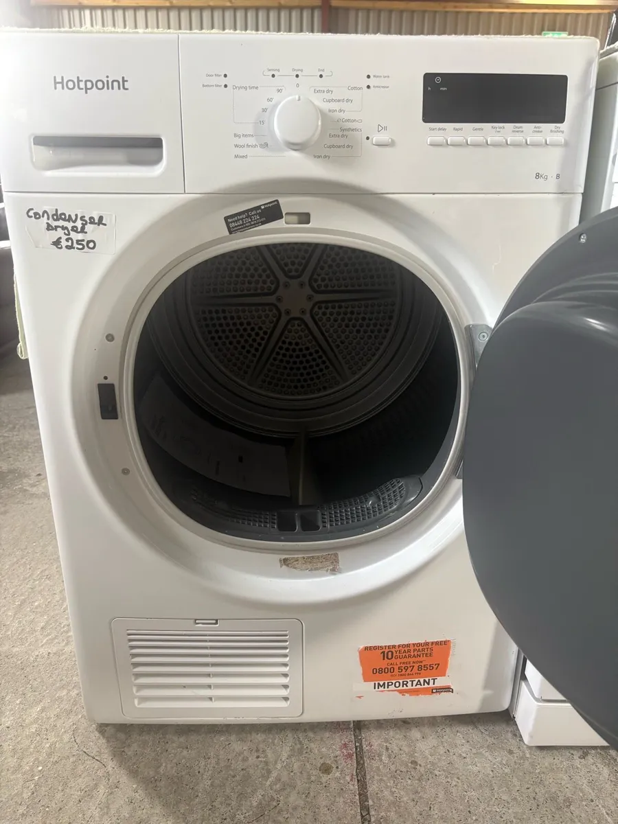 Hotpoint condenser dryer - Image 3