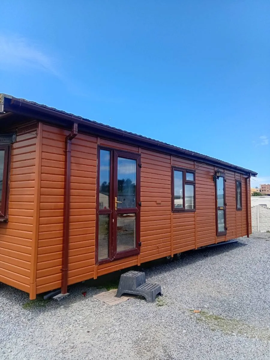 2014 log cabin style chalet - Image 1