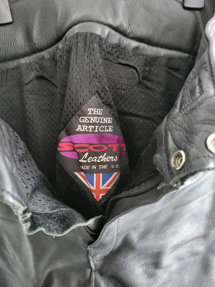 Motorcycle leather jacket - Image 4