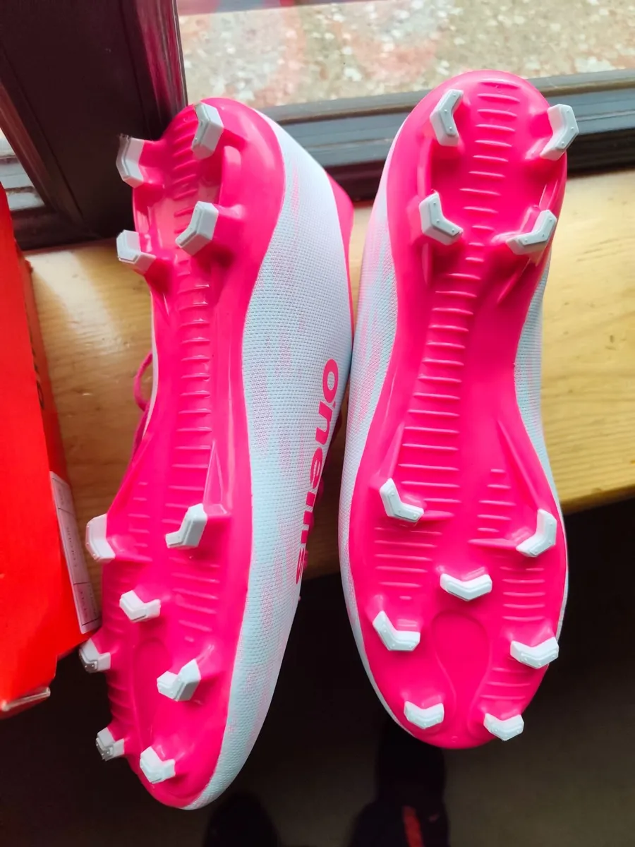 Football boots - Image 2