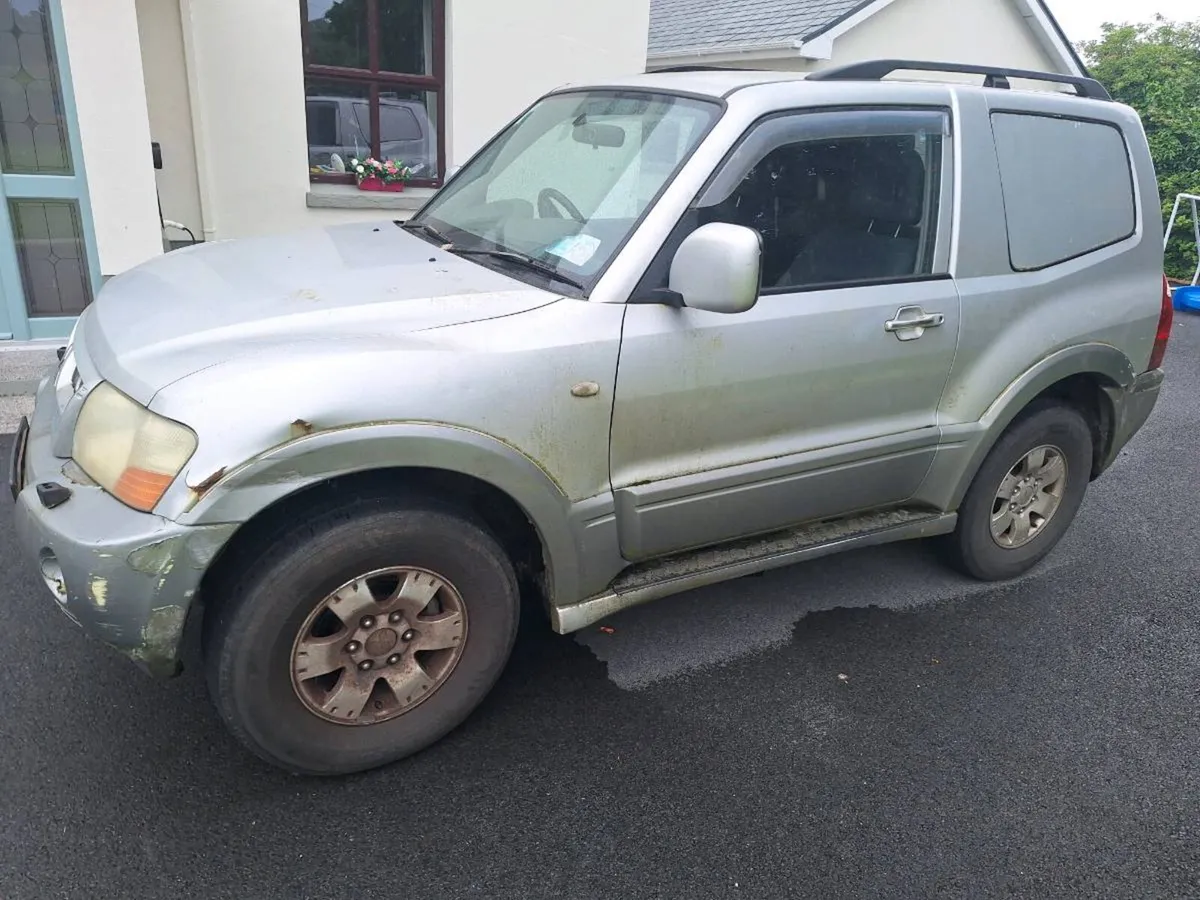 Mitsubishi Pajero 3.2 D - Image 3