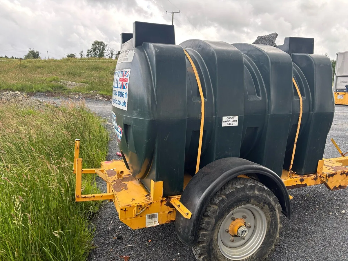 Water bowser and bunded fuel tanks - Image 2