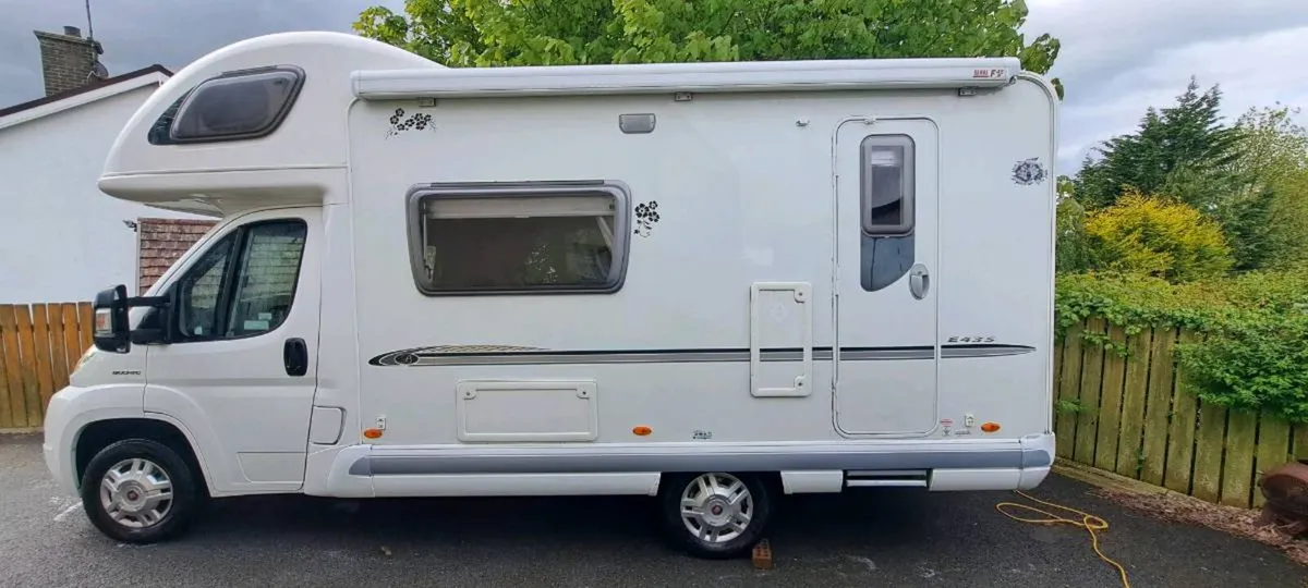 Motorhome - Image 3