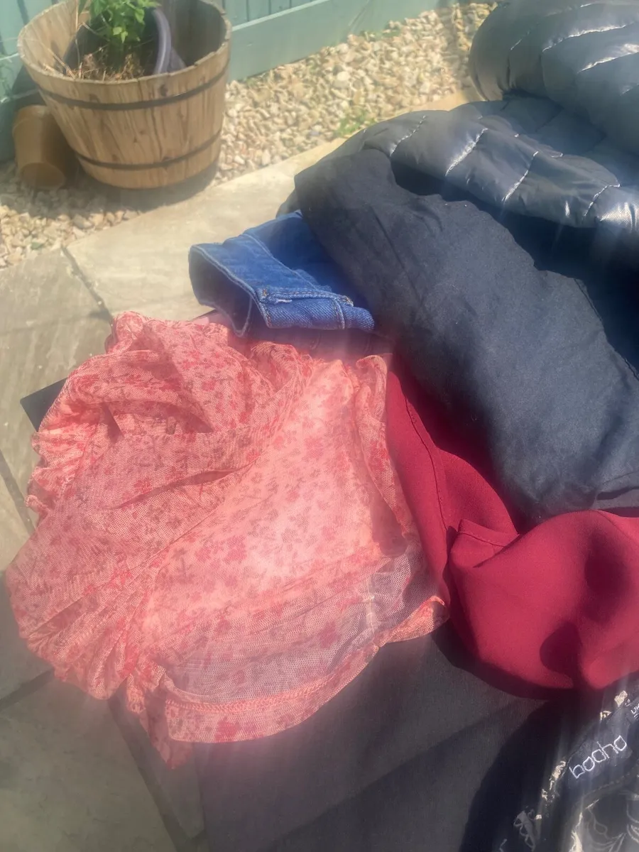 Clothing Reseller Bundle – Size 10 – 10 Items - Image 2