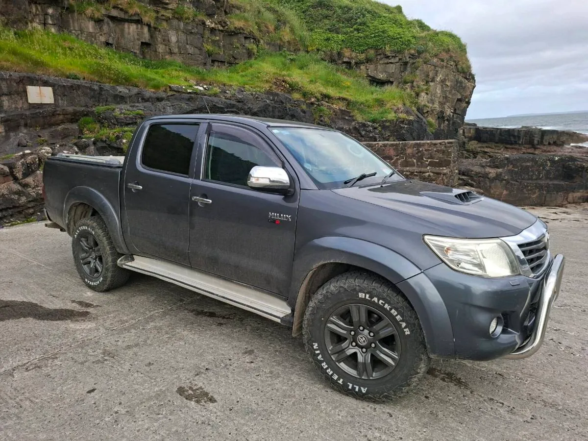 Toyota hilux - Image 2