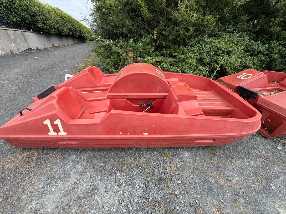 Peddle boats - Image 2