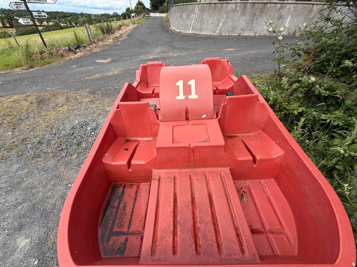 Peddle boats - Image 3