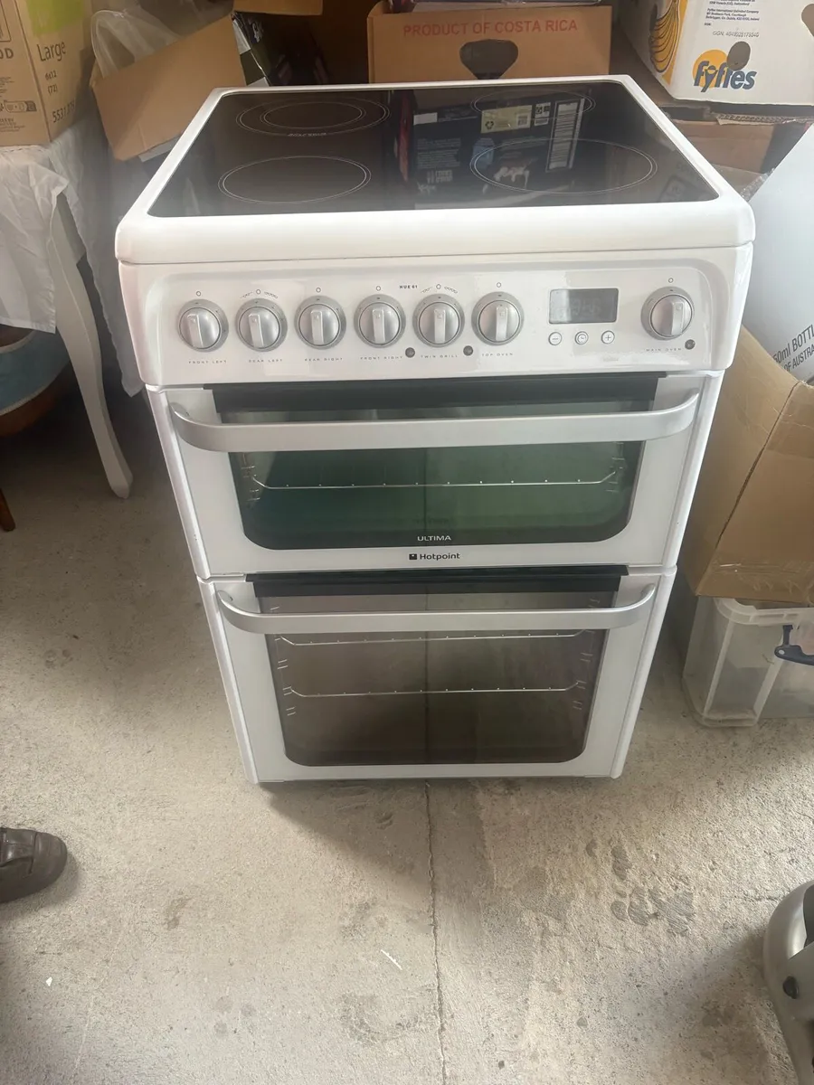 New Hotpoint electric cooker - Image 1