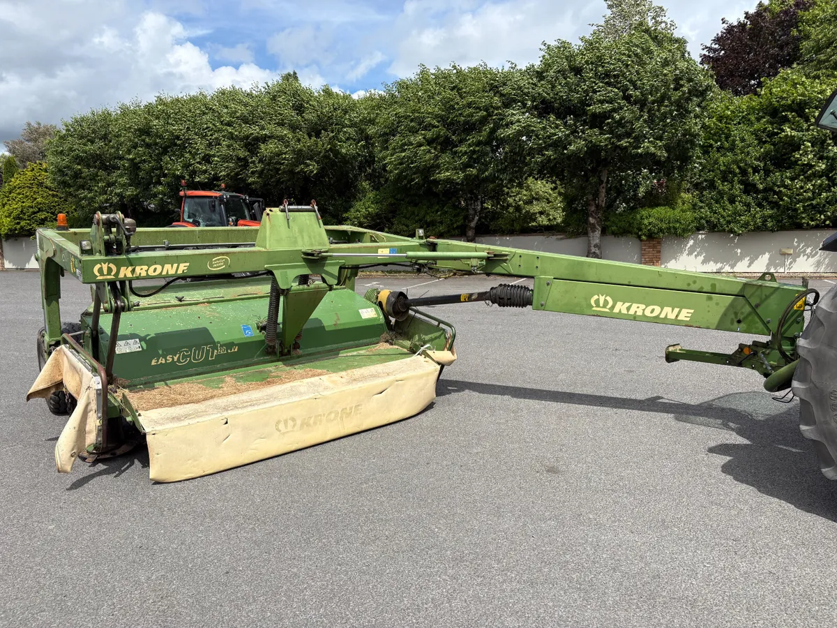 2016 Krone EasyCut 3201 CV Trailed Mower - Image 3