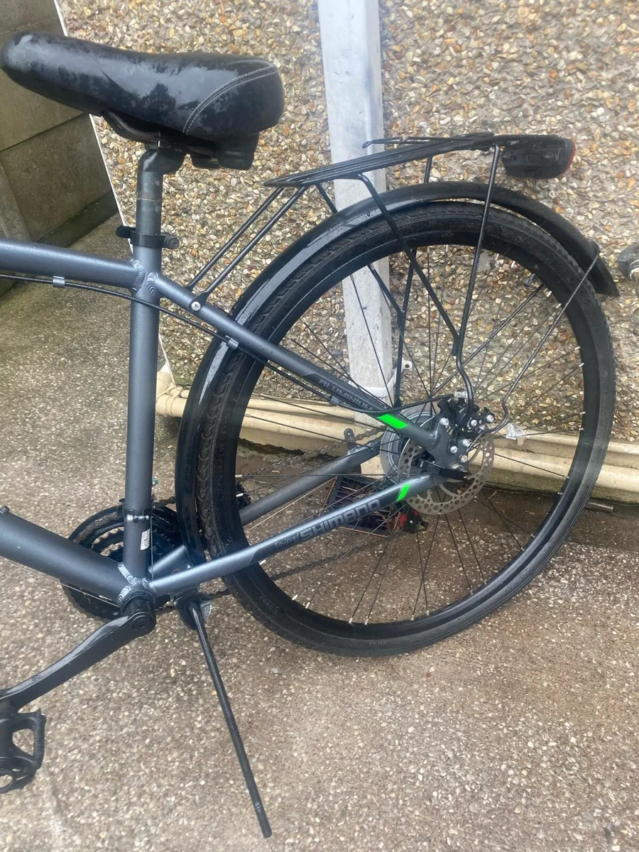 Moma Trekking pro Hybrid Bike 28 inches wheels - Image 3