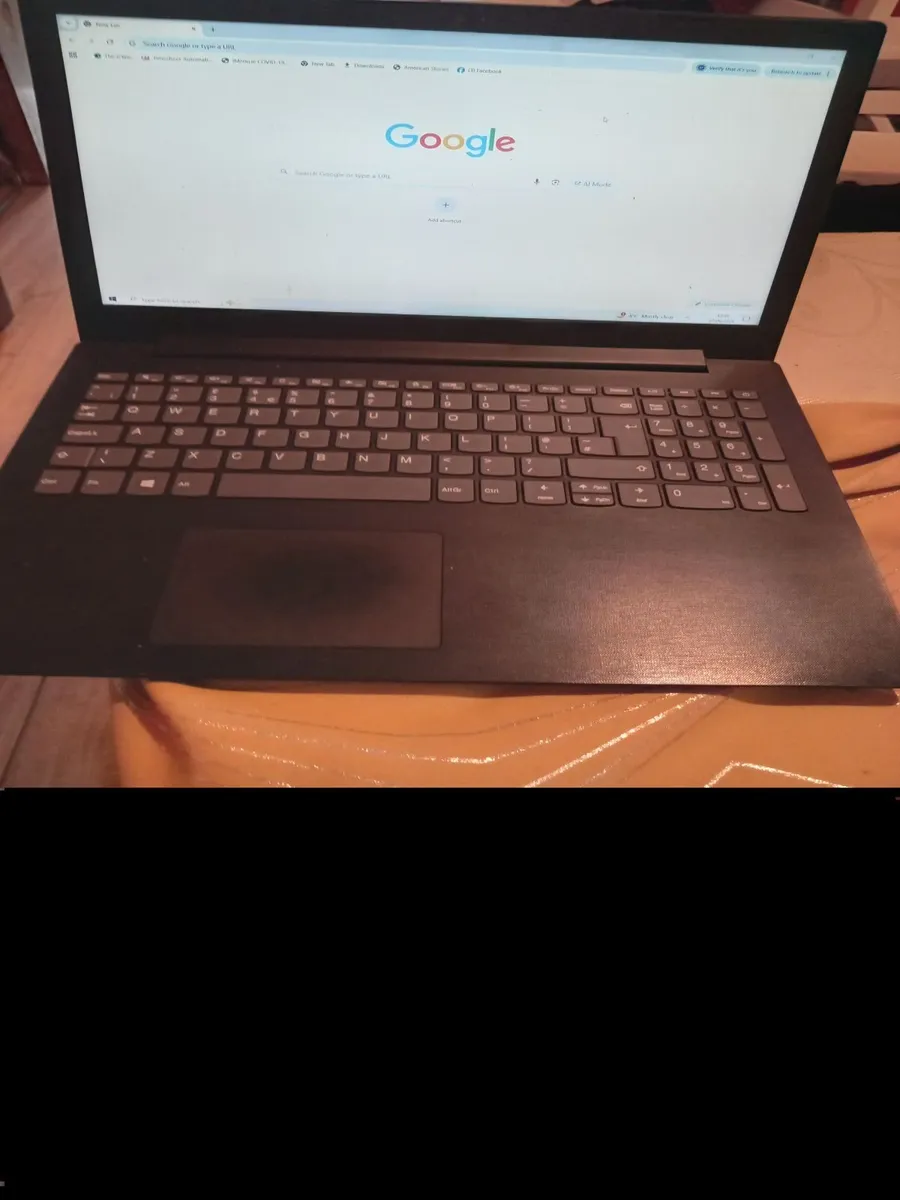 Lap top - Image 1