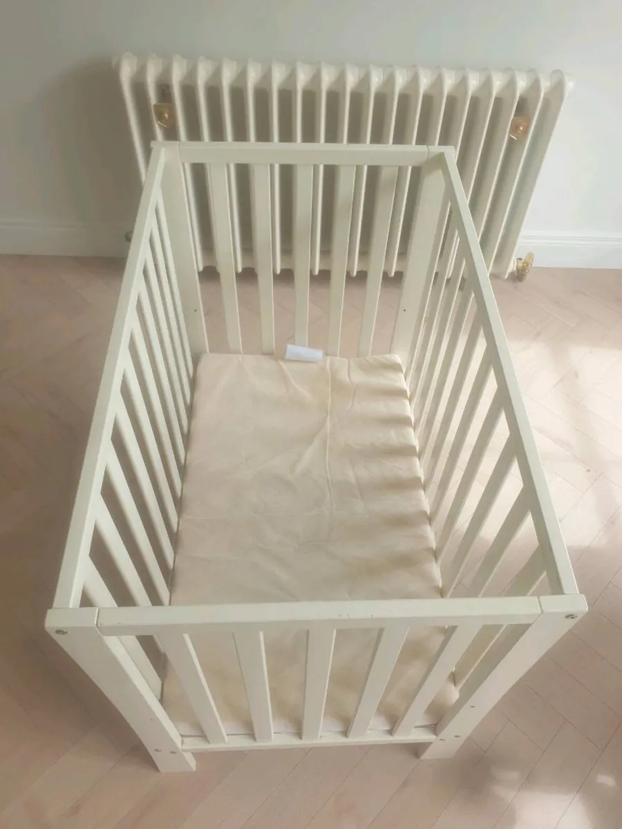 Cot - Image 2