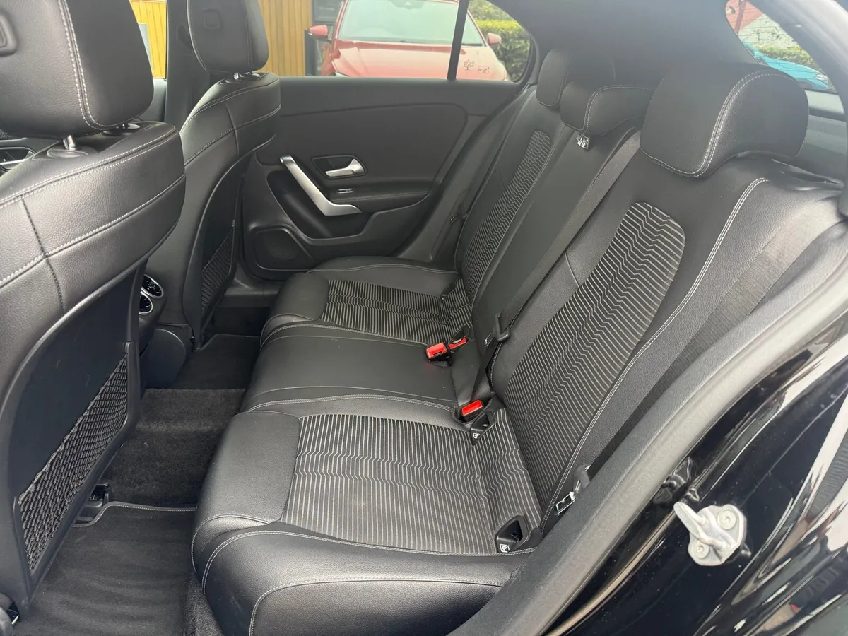 2019 Mercedes A180d Sport 5dr Auto only 66k - Image 4