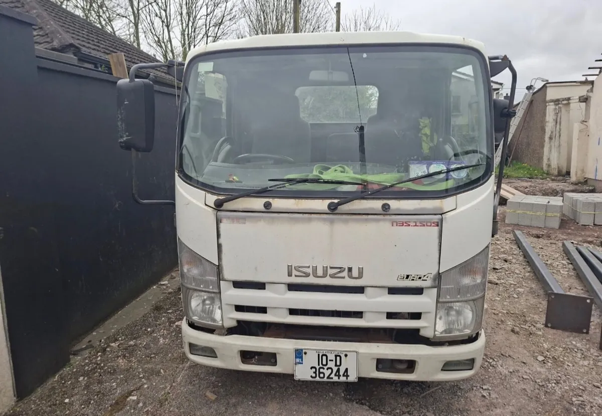 Isuzu tipper truck - Image 2