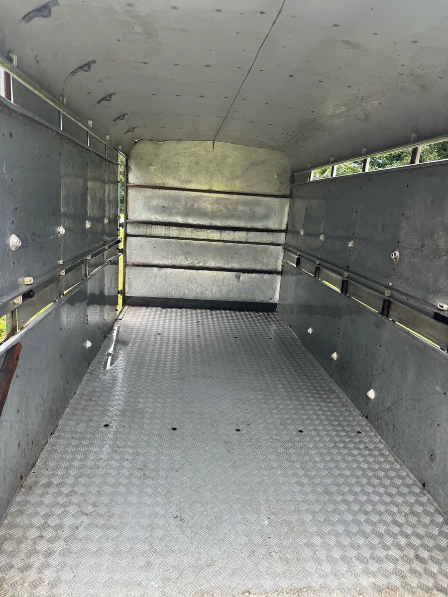 12x6 cattle trailer Ifor Williams - Image 4