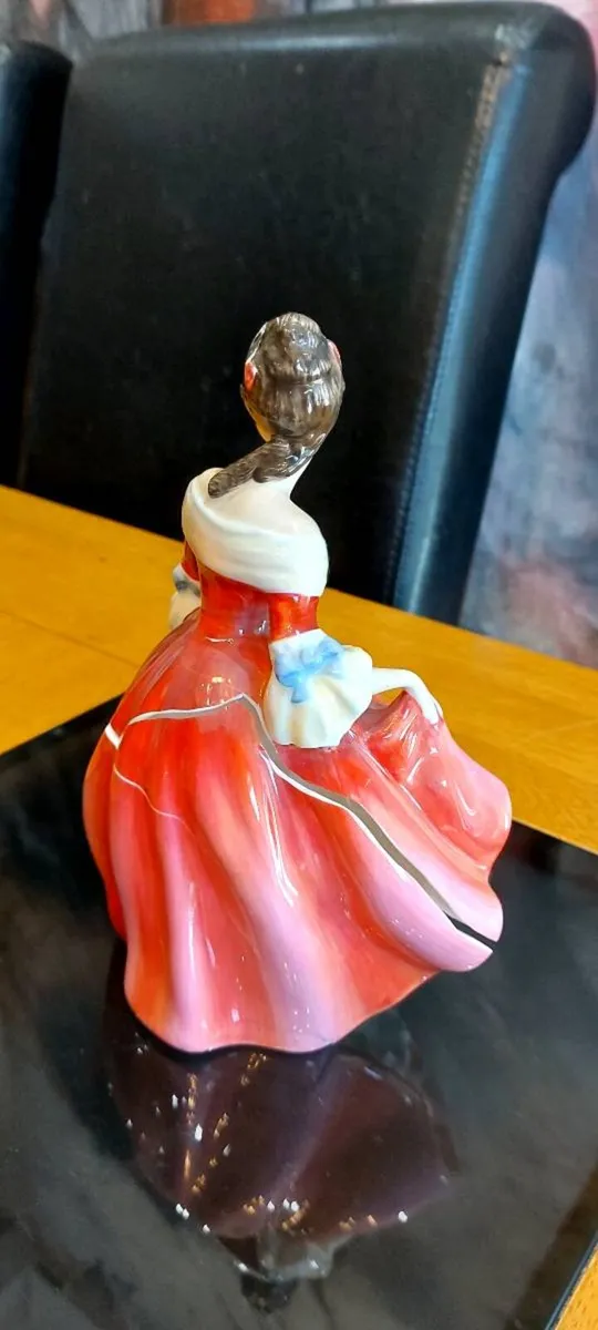 Royal Doulton Southern Belle HN 2229. - Image 4