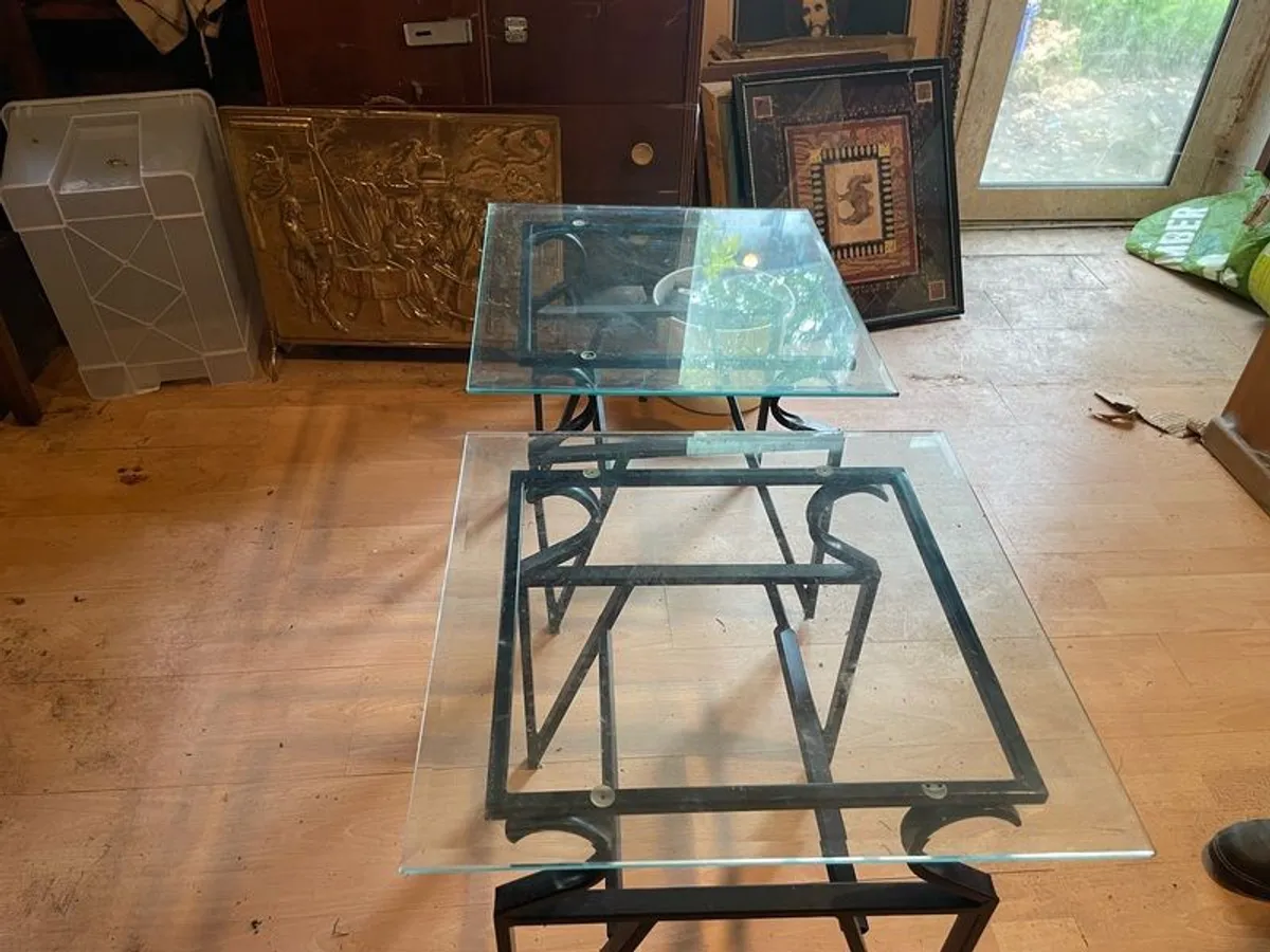 Glass top occasional tables - Image 3