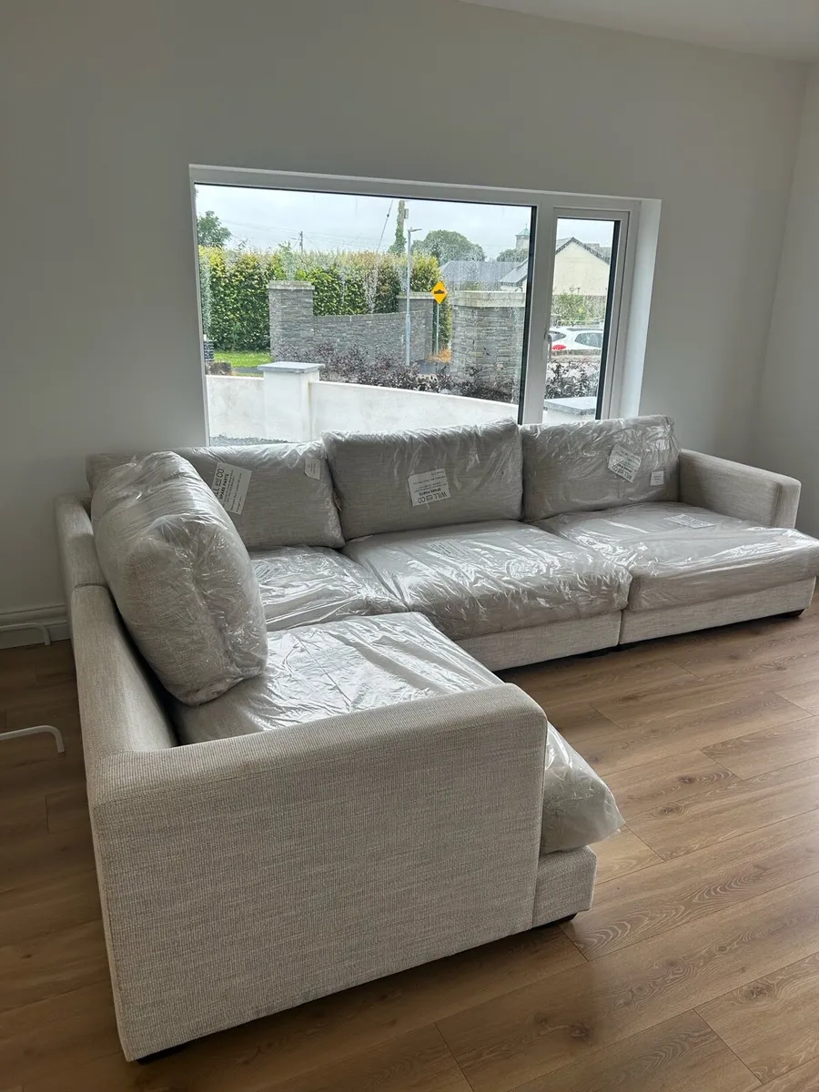 Courtney XL corner sofa - Image 3