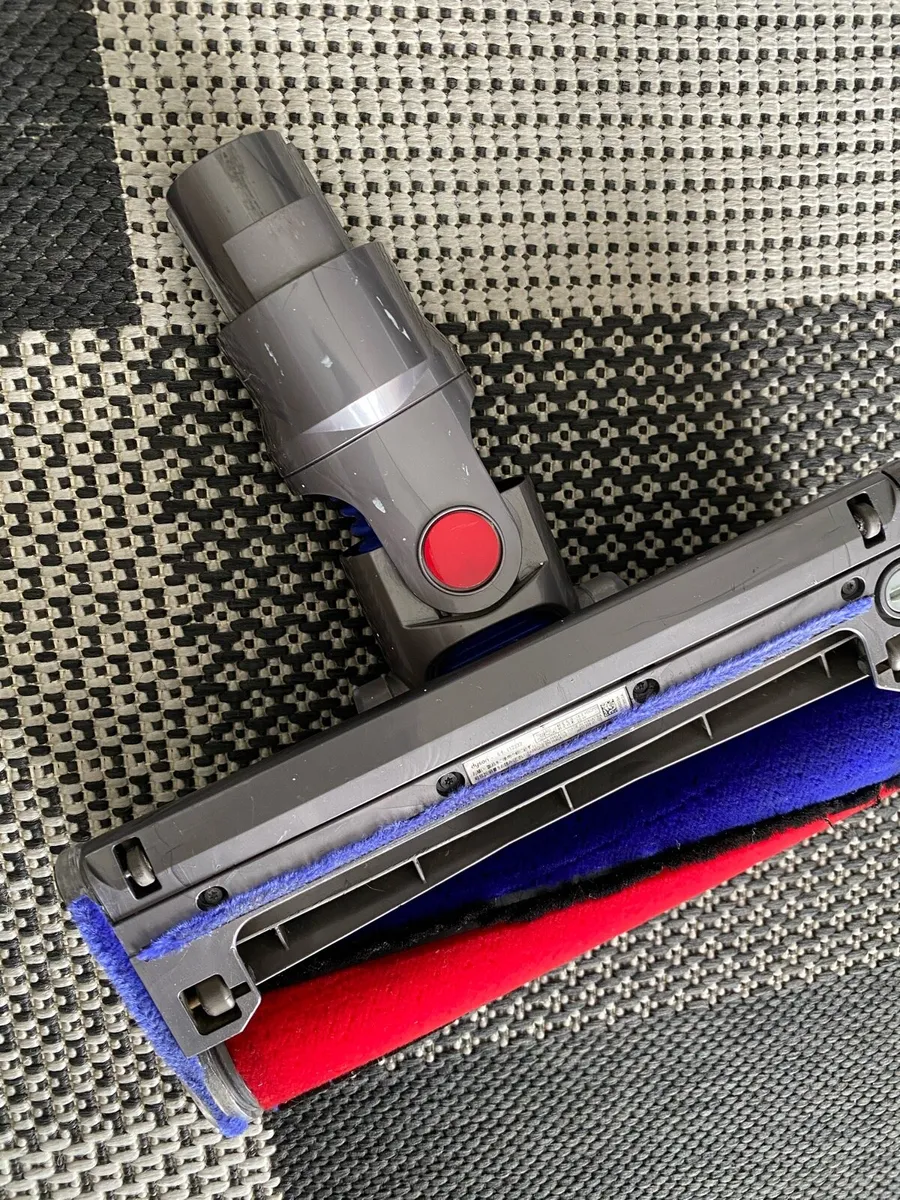 Dyson hover head - Image 2