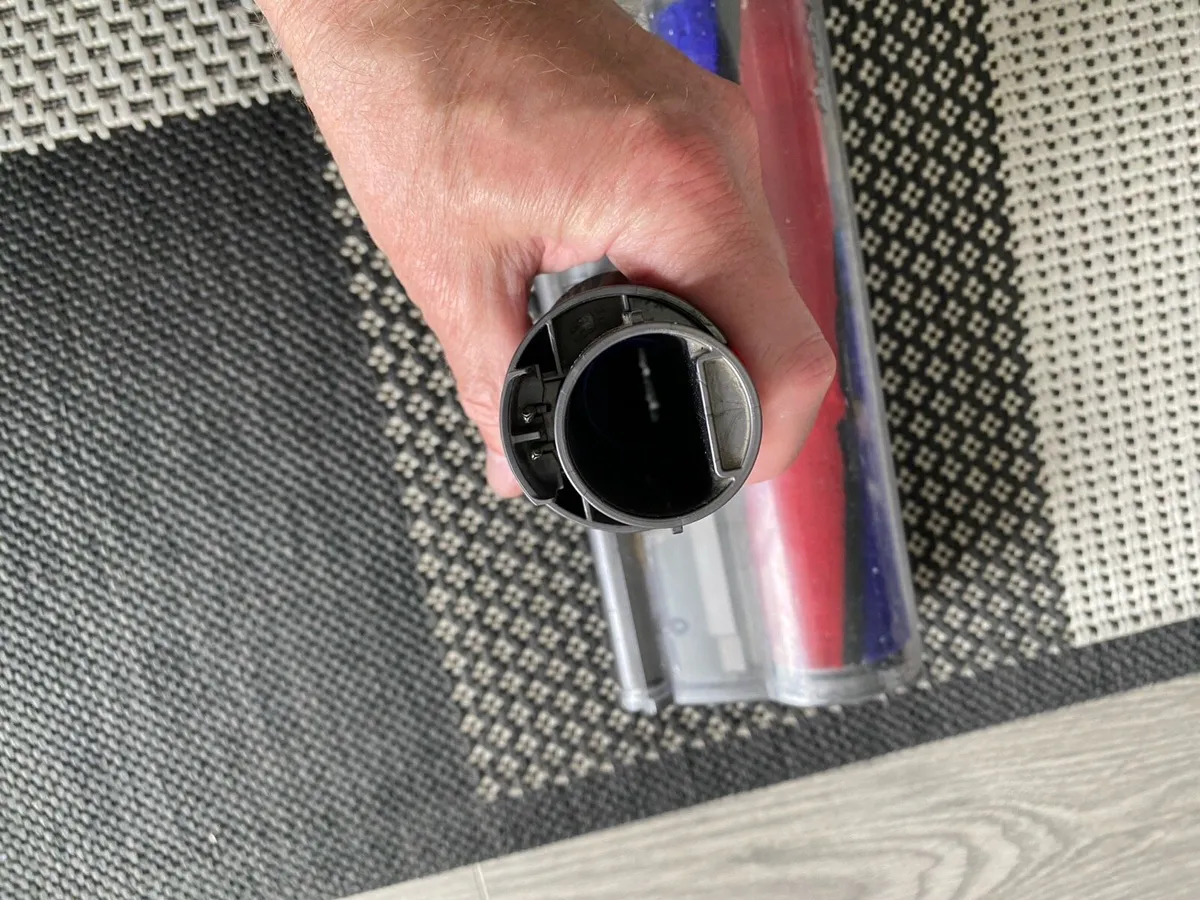 Dyson hover head - Image 4