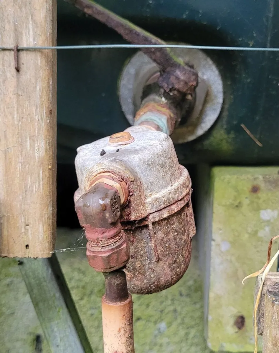 Kerosene /  heating oil + oil tank - Image 2
