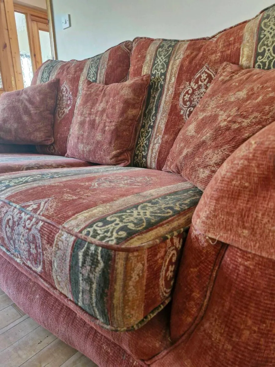 Handmade 3 + 2 seater sofas 670 ono - Image 3