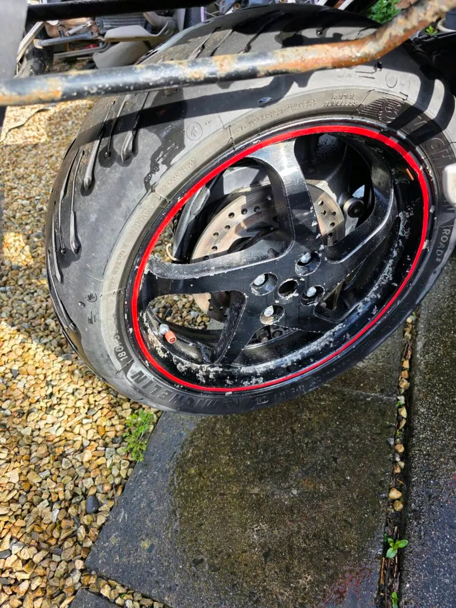 Honda vfr800 - Image 3