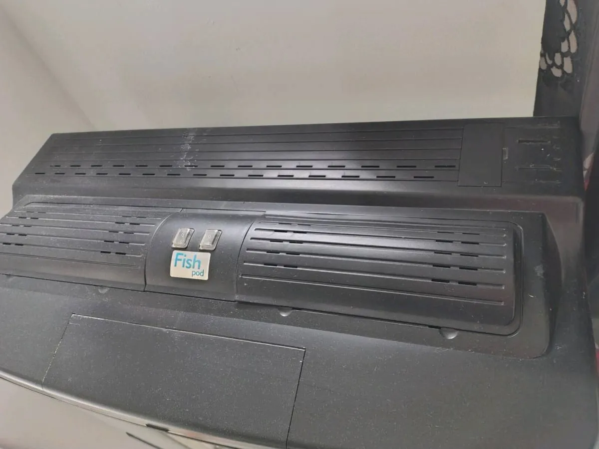 Large Fish Pod Aquarium with Cabinet - Image 4