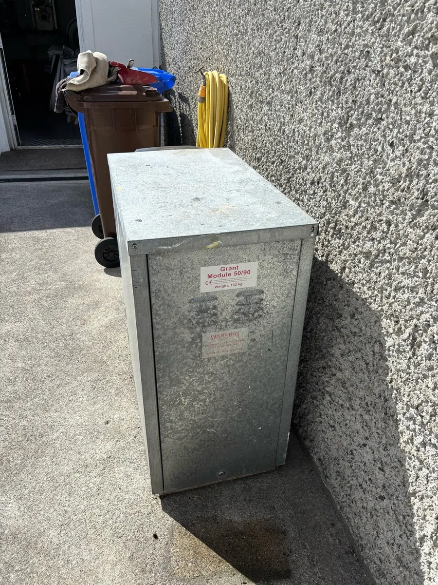 Oil boiler and Victorian Bath - Image 1