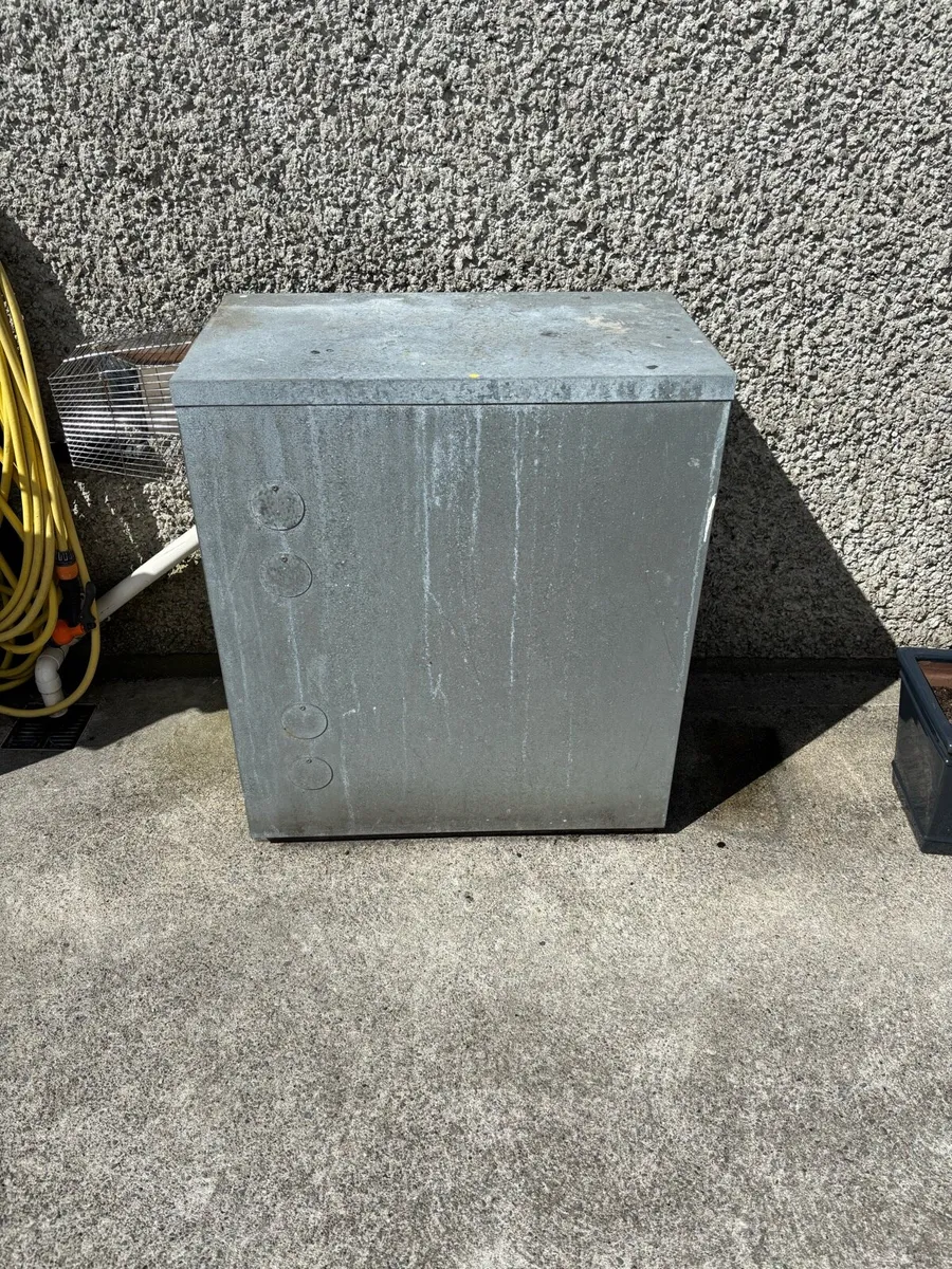 Oil boiler and Victorian Bath - Image 2