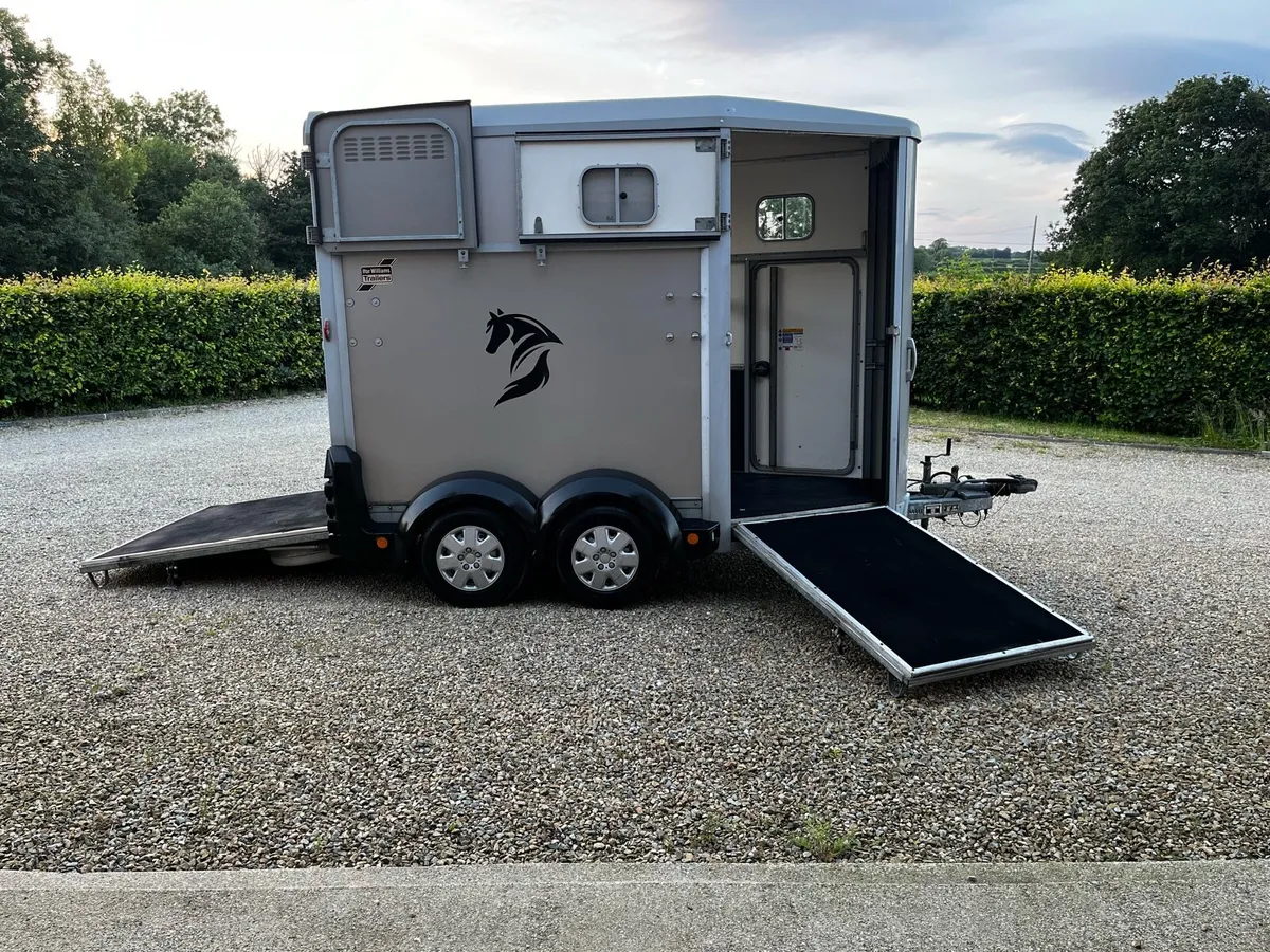 Ifor Williams HB 506 Deluxe - Image 1