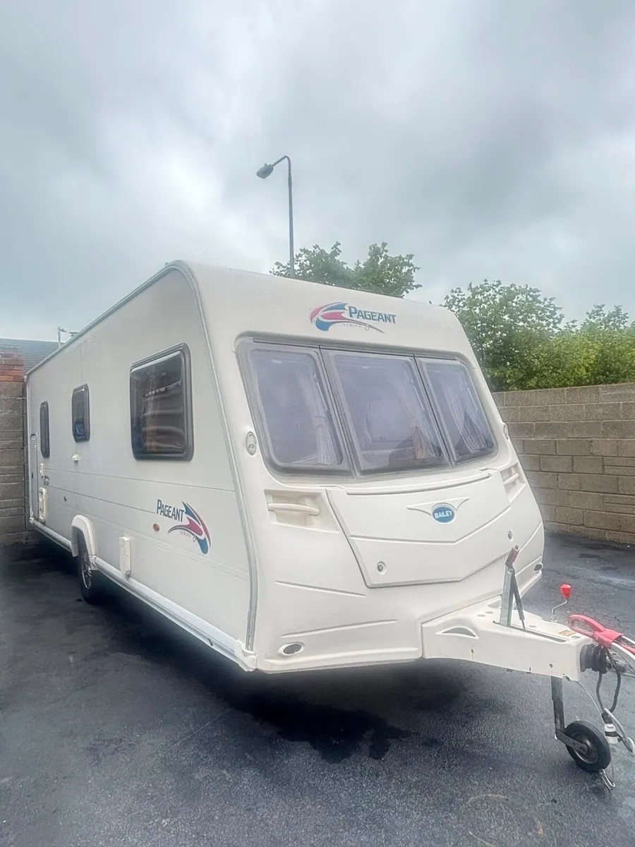 🤩Bailey pageant 6berth 🤩 - Image 2