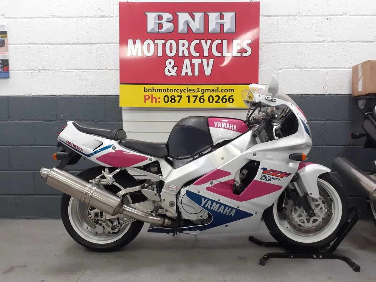 YAMAHA YZF 750 R - Image 1