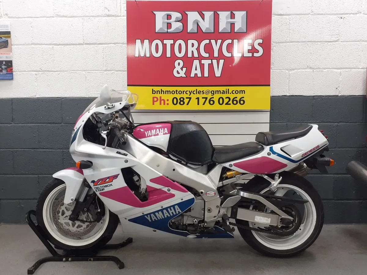 YAMAHA YZF 750 R - Image 2