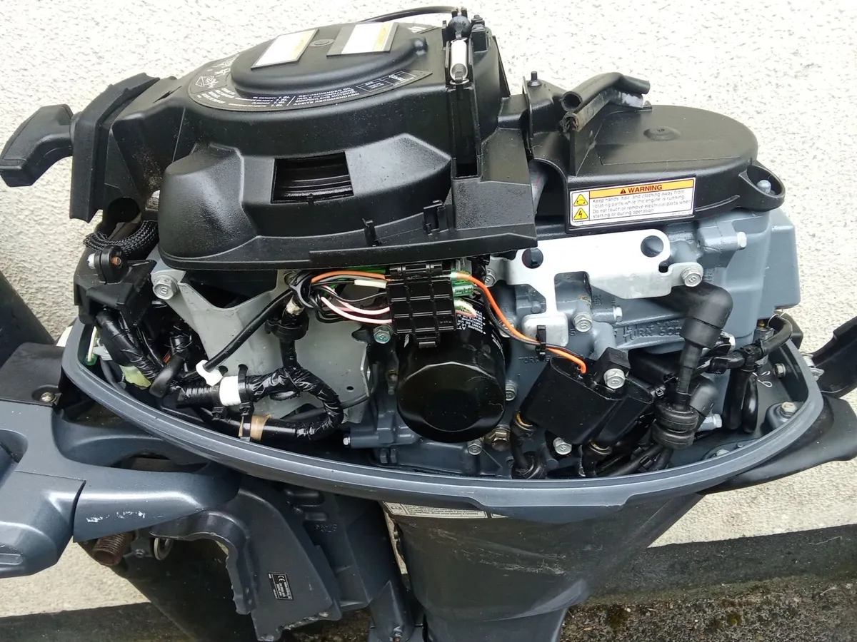 4-stroke outboard YAMAHA-15 hp - Image 4