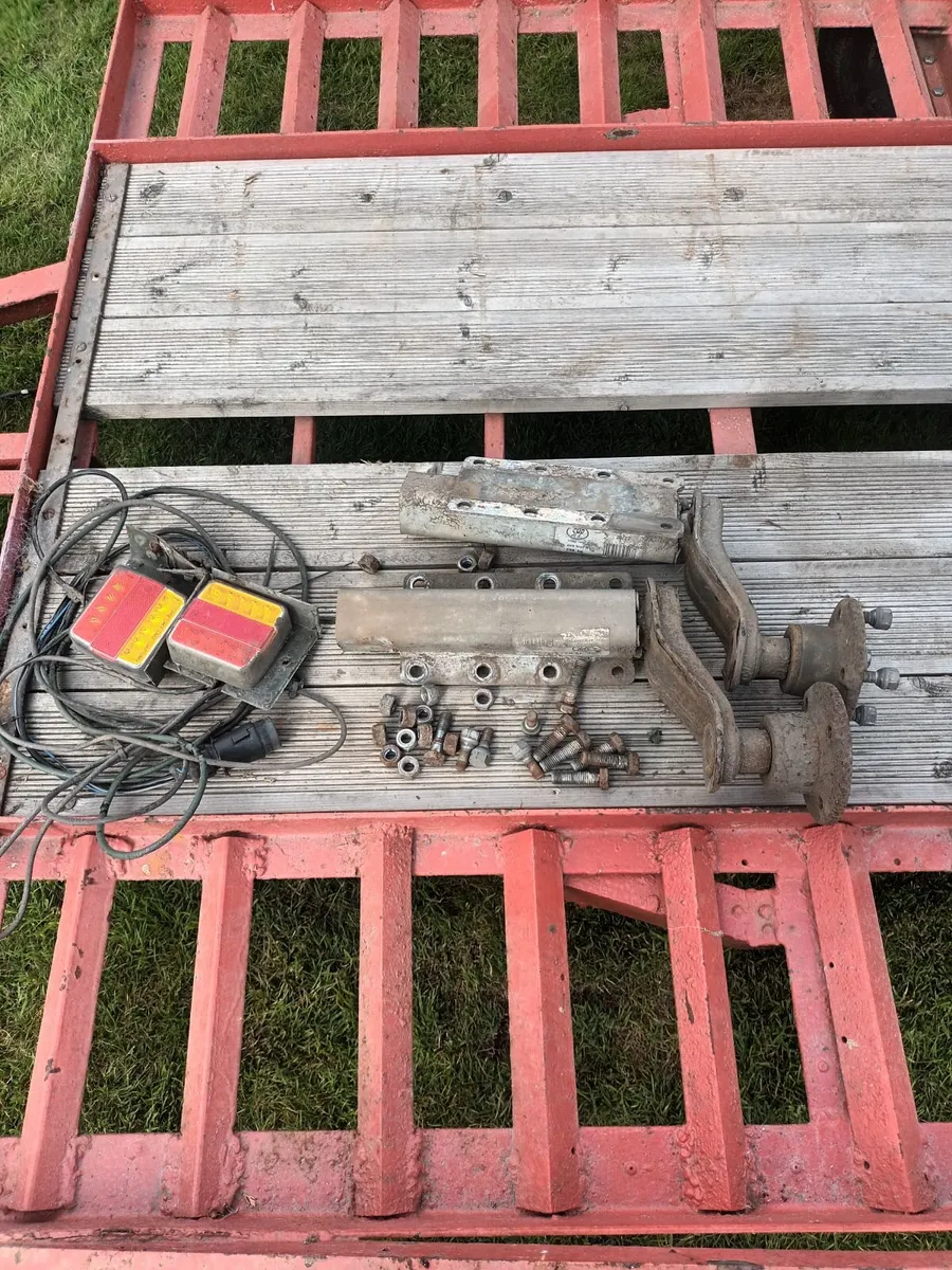 Trailer parts - Image 3