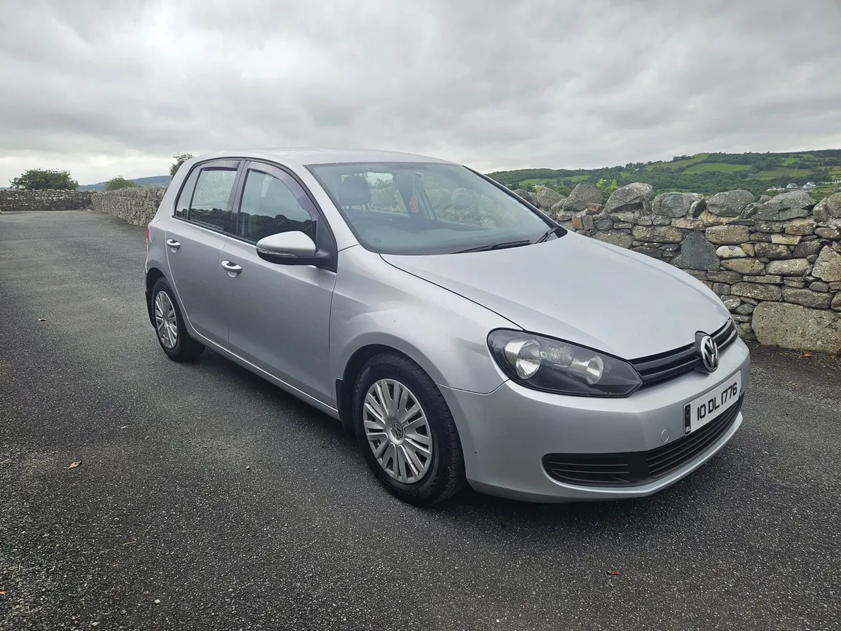 2010 golf - Image 1