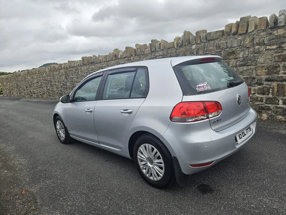 2010 golf - Image 4