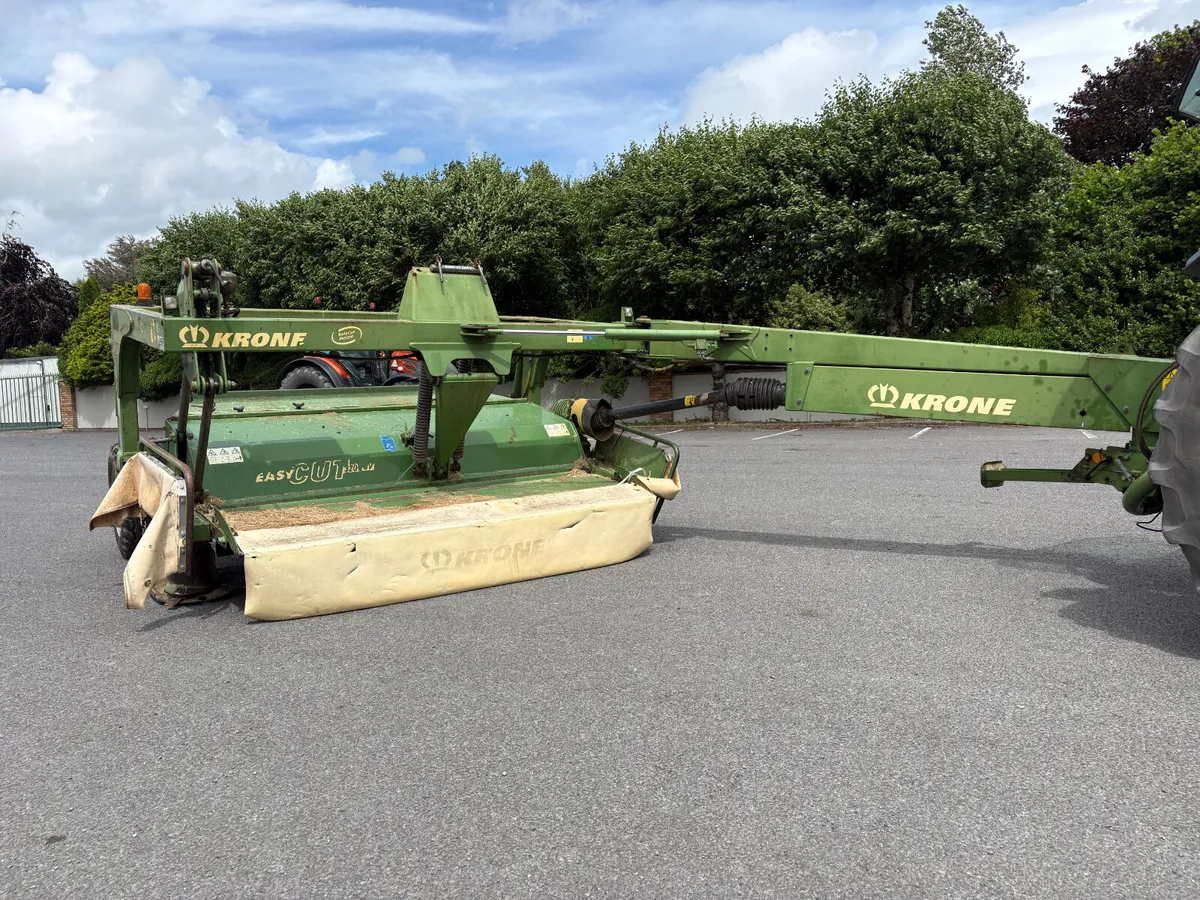 2016 Krone EasyCut 3201 CV Trailed Mower - Image 1
