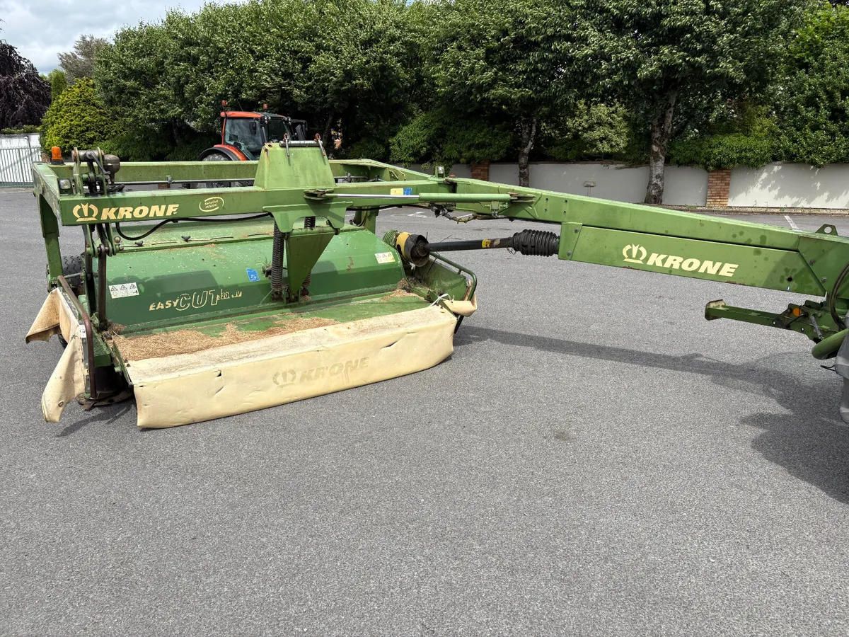 2016 Krone EasyCut 3201 CV Trailed Mower - Image 2