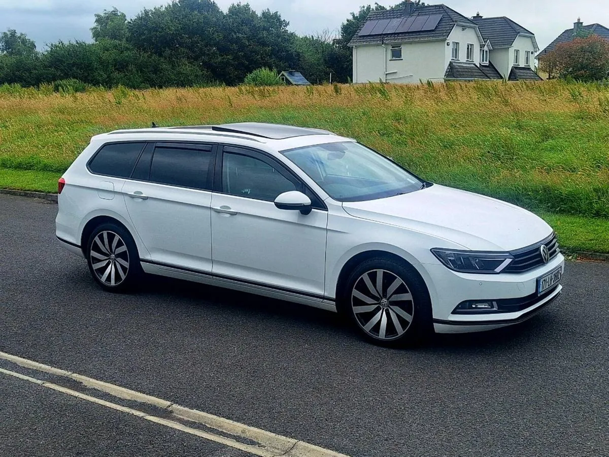 17 VW PASSAT 1.6 TDI GT - Image 1