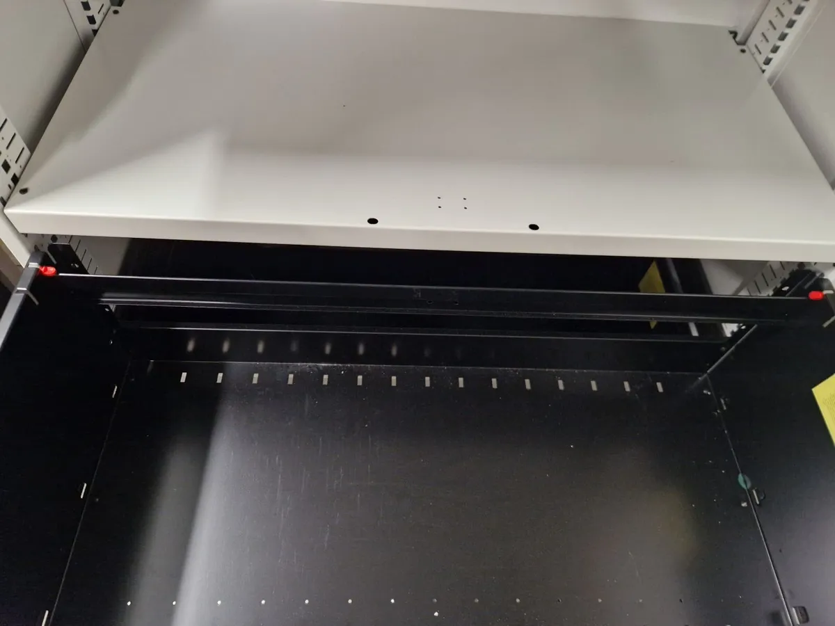 Storage Press 6 Tier Steel Lockable - Image 3