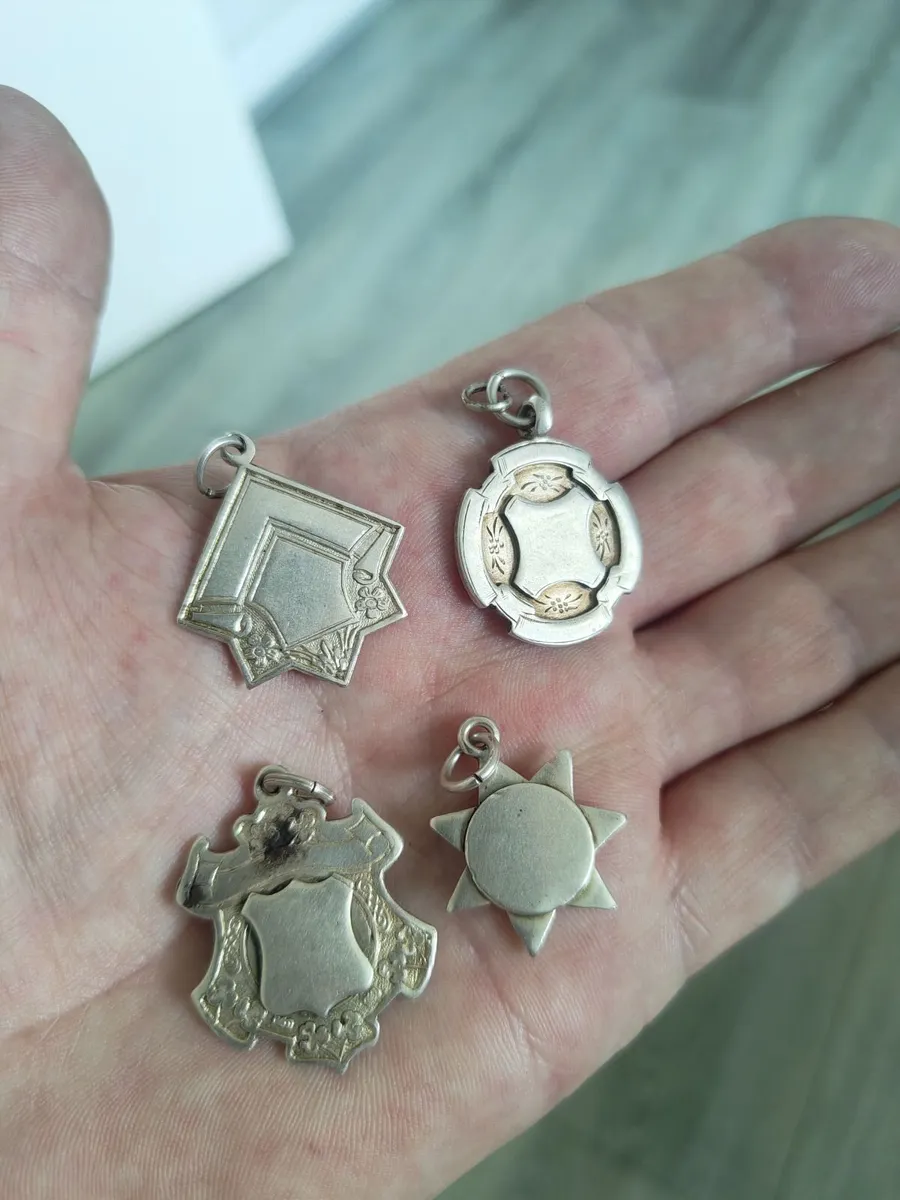 Four Antique Sterling silver hallmark fobs - Image 4